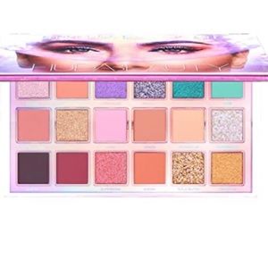 Huda Beauty Mercury Retrograde Palette